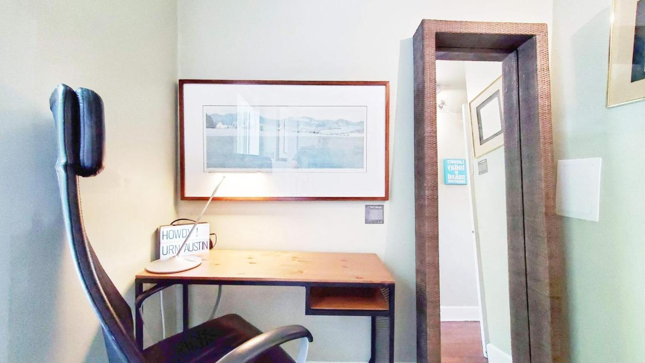 Ut Moody Center Downtown Eco Pecan Tree House Free Wifi Parking Quiet Office Austin Exterior photo